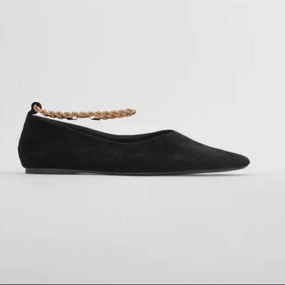 ZARA Flat Leather Shoes With Chain Gold Black - Picture 2 of 3